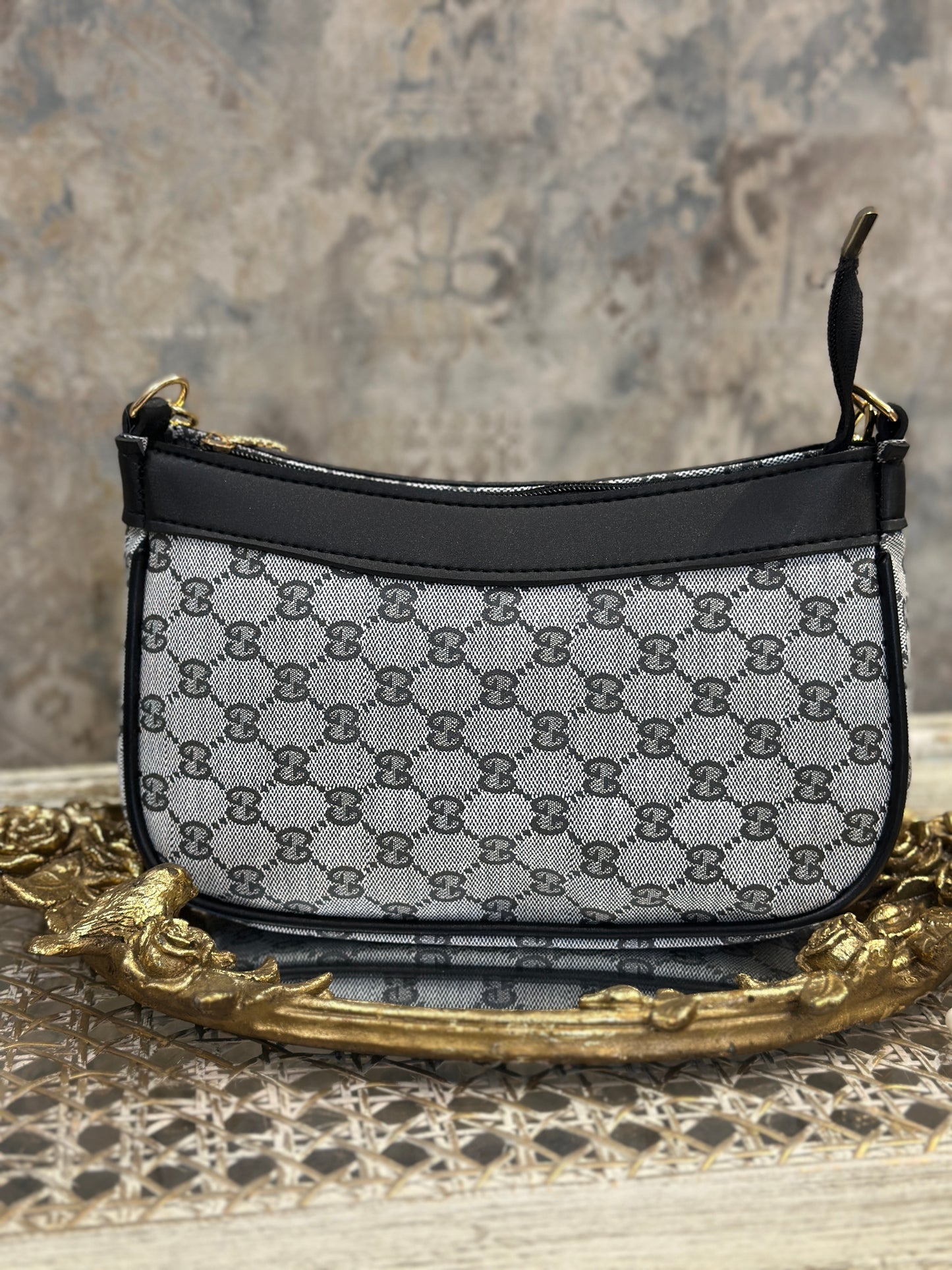 Cross-Body Bags